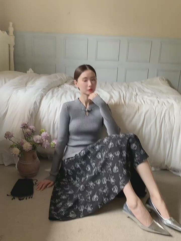 モノクロ フローラル ミディ スカート