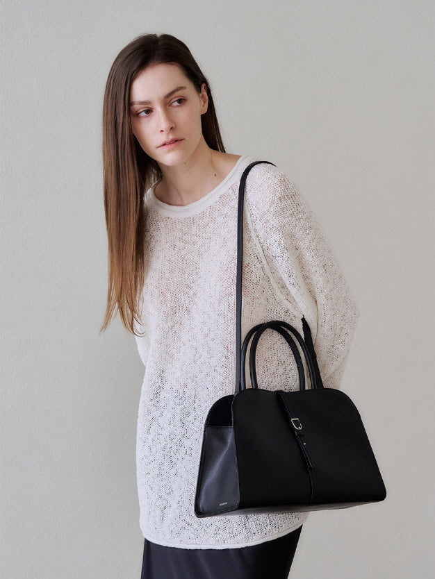 ブラン ミディアム バッグ (ブラック)