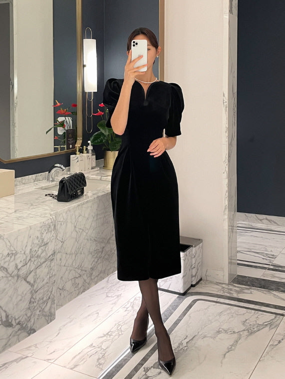 エレガントベルベット・パフスリーブミディドレス